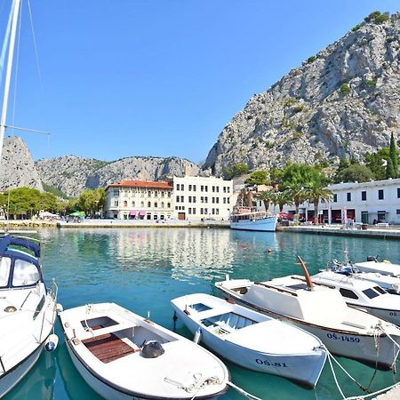Apartments Mira Omiš Εξωτερικό φωτογραφία