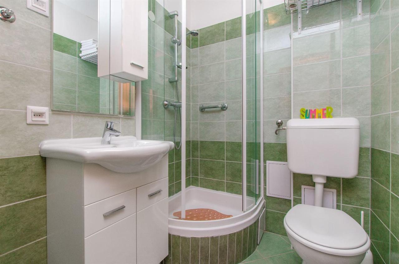 Apartments Mira Omiš Εξωτερικό φωτογραφία