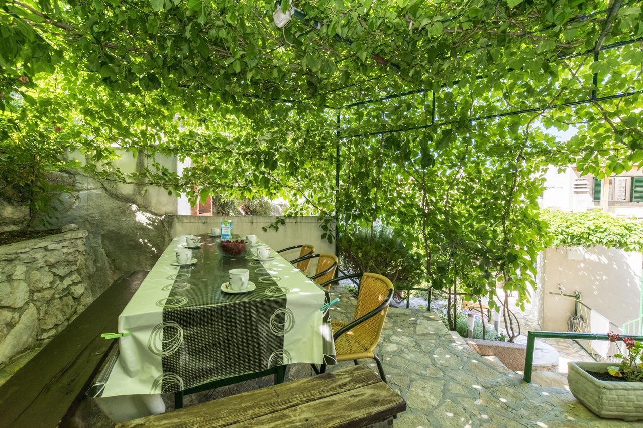 Apartments Mira Omiš Εξωτερικό φωτογραφία
