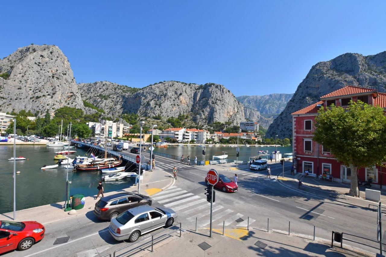 Apartments Mira Omiš Εξωτερικό φωτογραφία