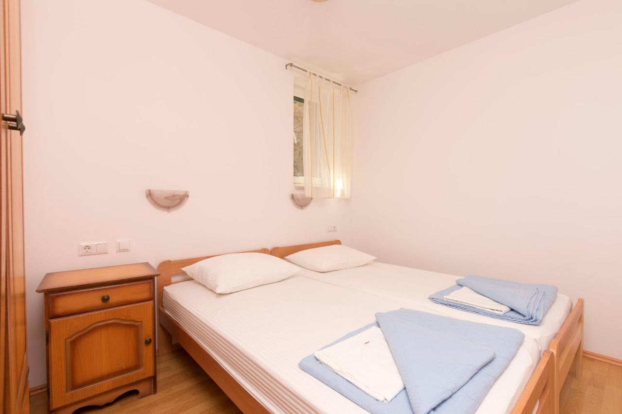 Apartments Mira Omiš Εξωτερικό φωτογραφία